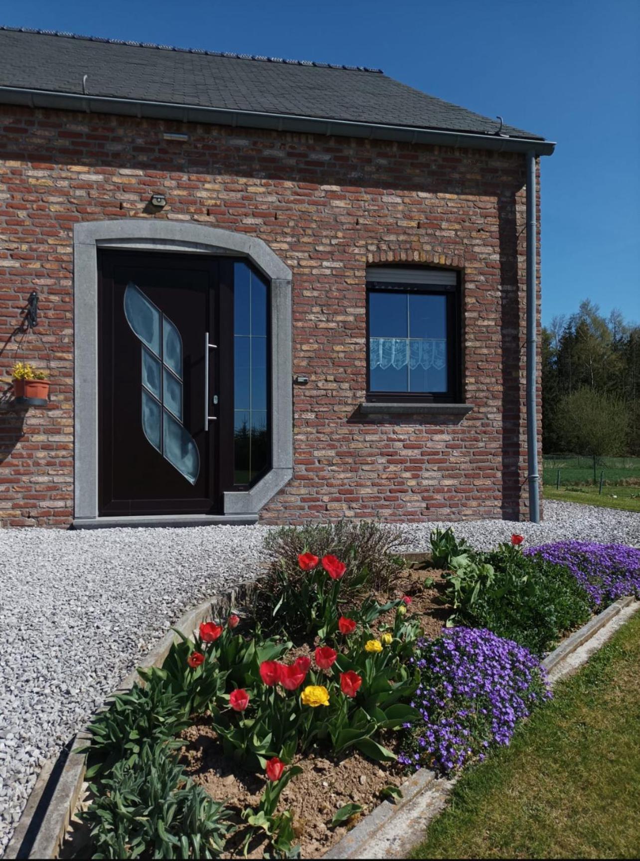 L'Evasion Du Berger Australien Couvin Exterior foto